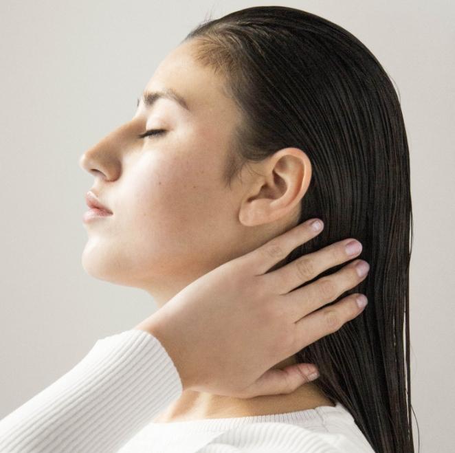 How to brush fine hair correctly